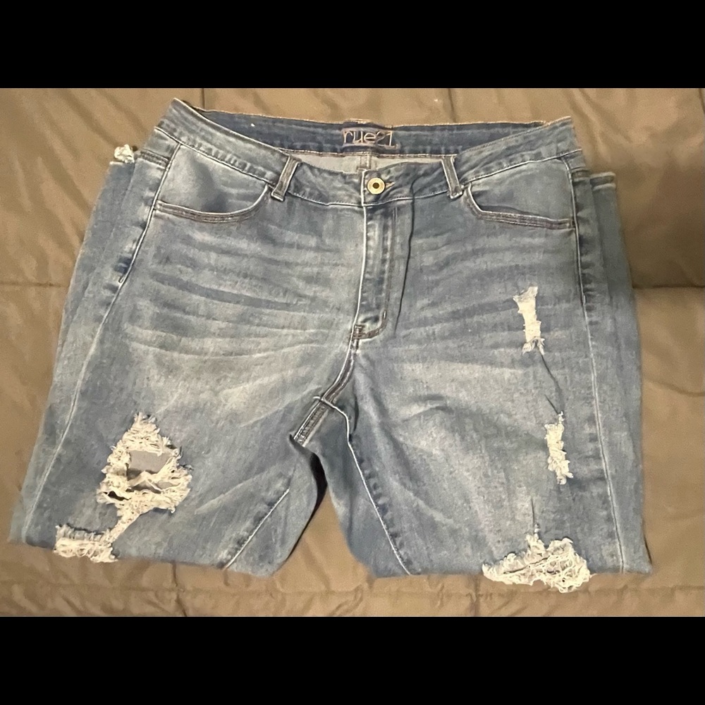 Rue 21 dark wash skinny jeans size 20